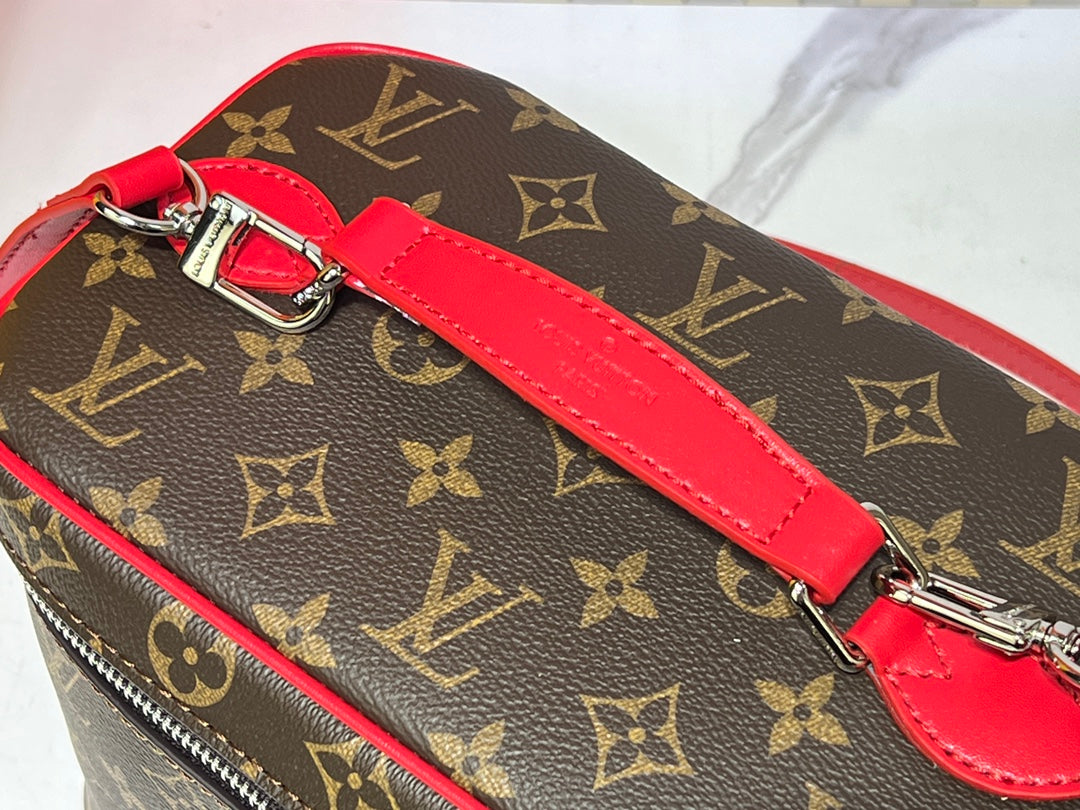 15XE10BDE Stylish leather bag
