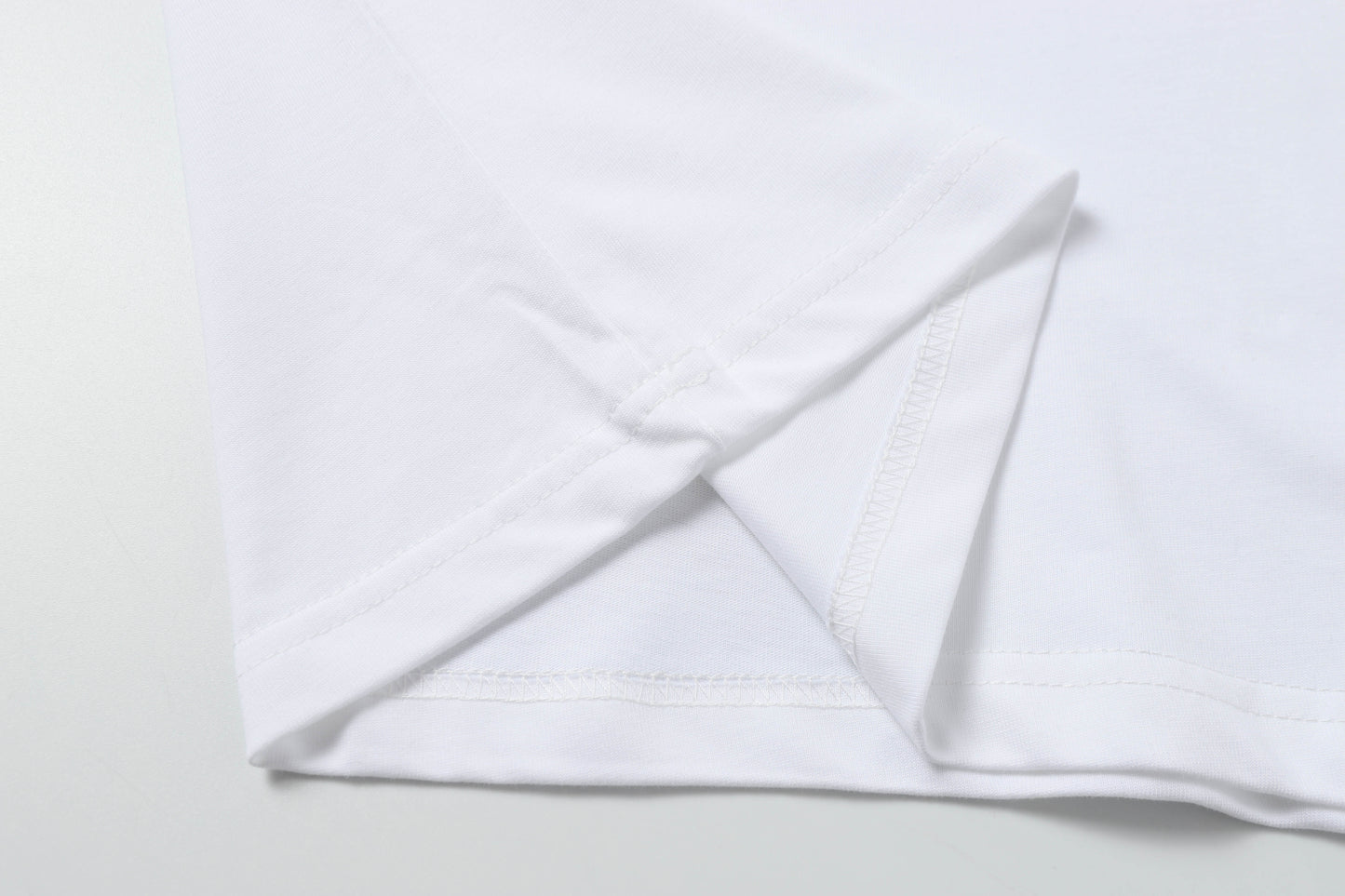 145RA160UDE Stylish T-shirt