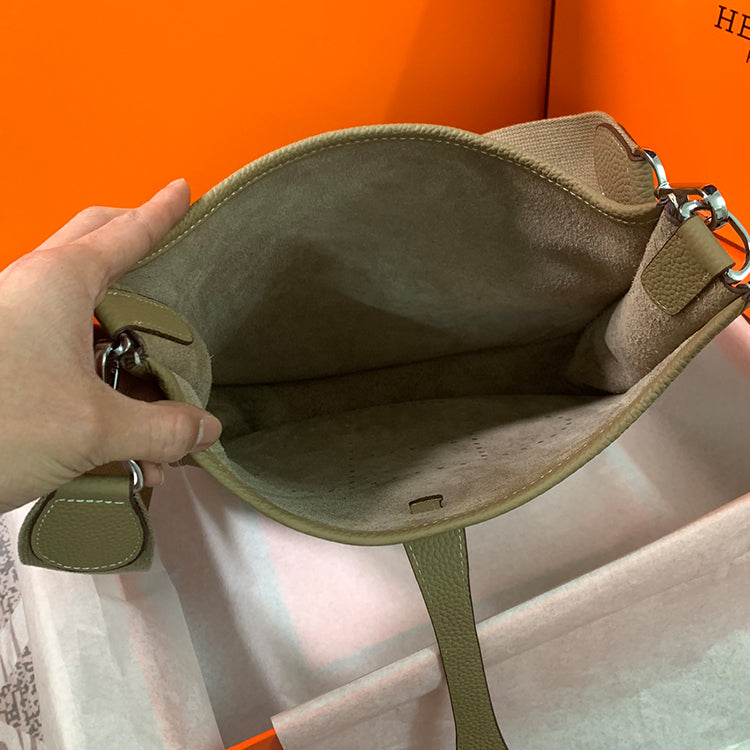 1H1BDE Stylish leather bag