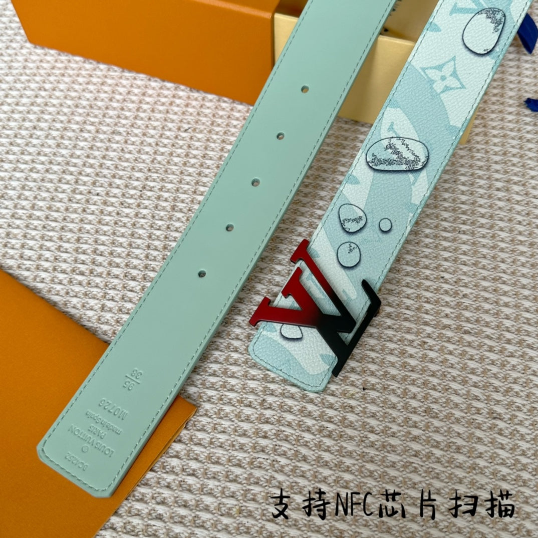14E139PDE Stylish High quality leather belt With full package