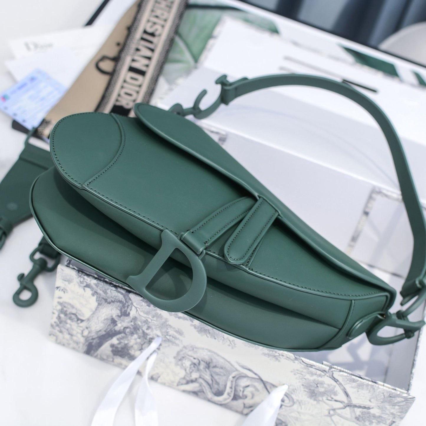 5D10BDE Stylish leather bag