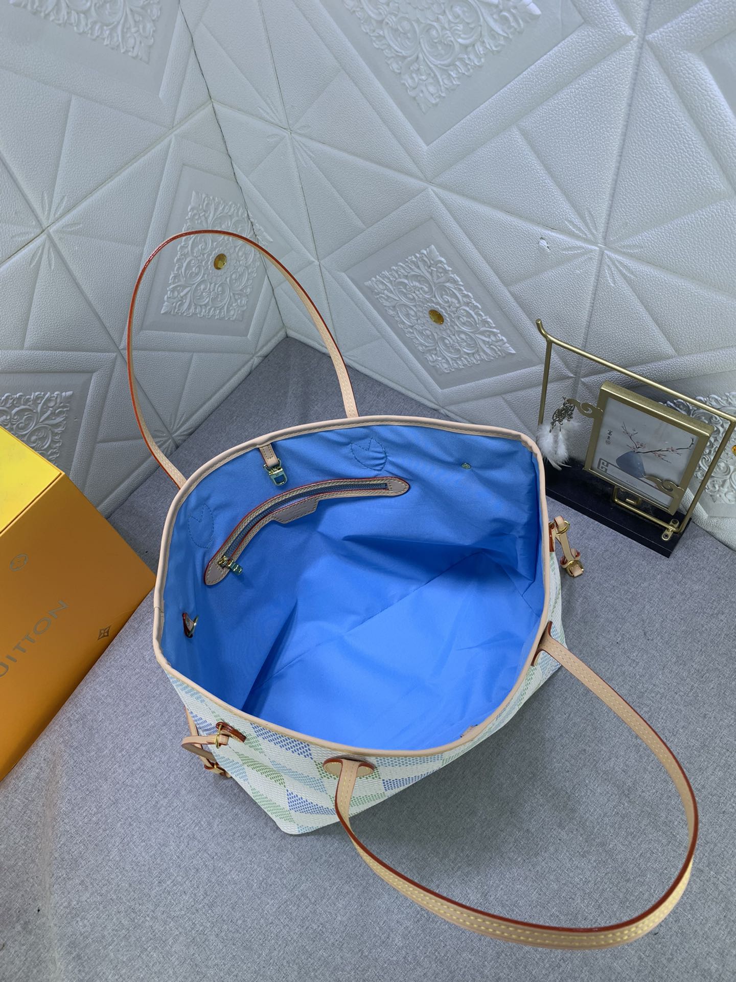 2XE341BDE Stylish leather bag