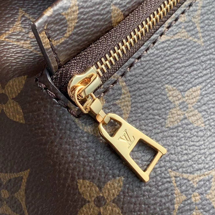 AE013BDE Stylish leather bag