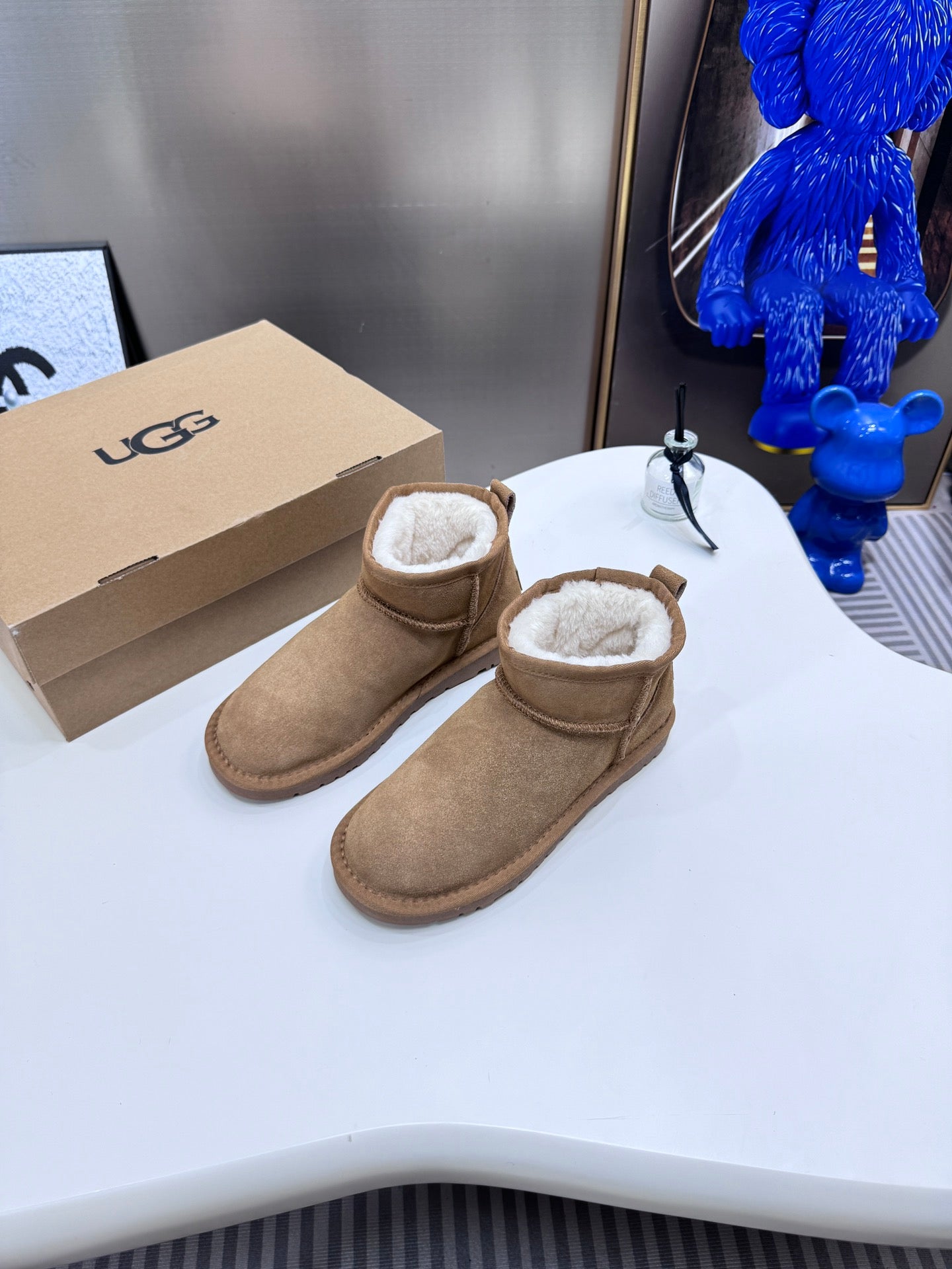 1LU10ZDE Stylish snow boots
