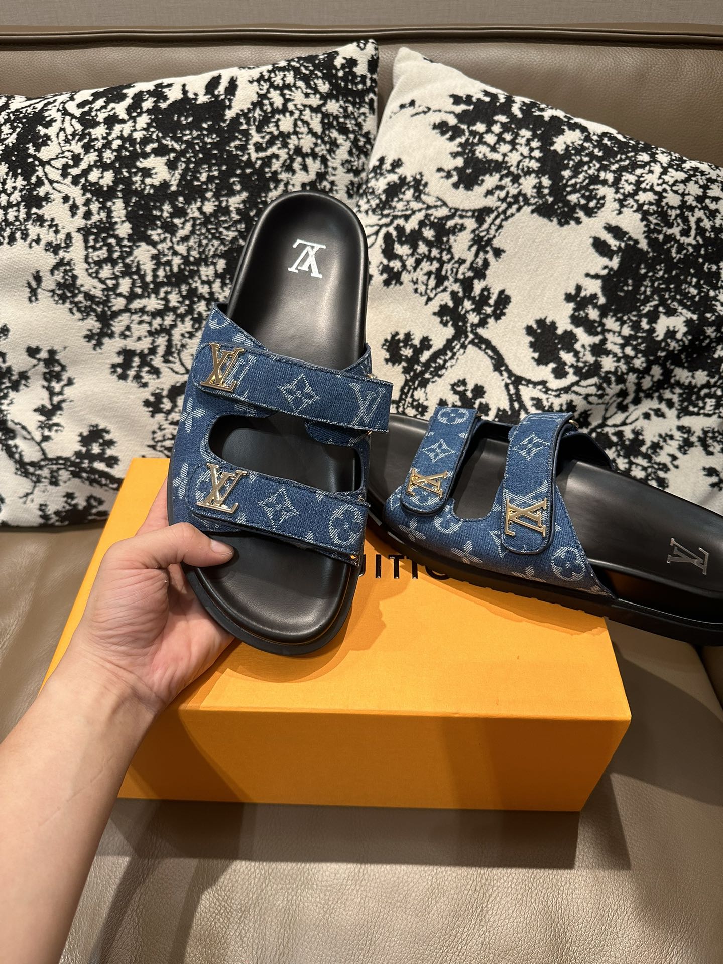 285ZE29ZDE Stylish leather Shoes