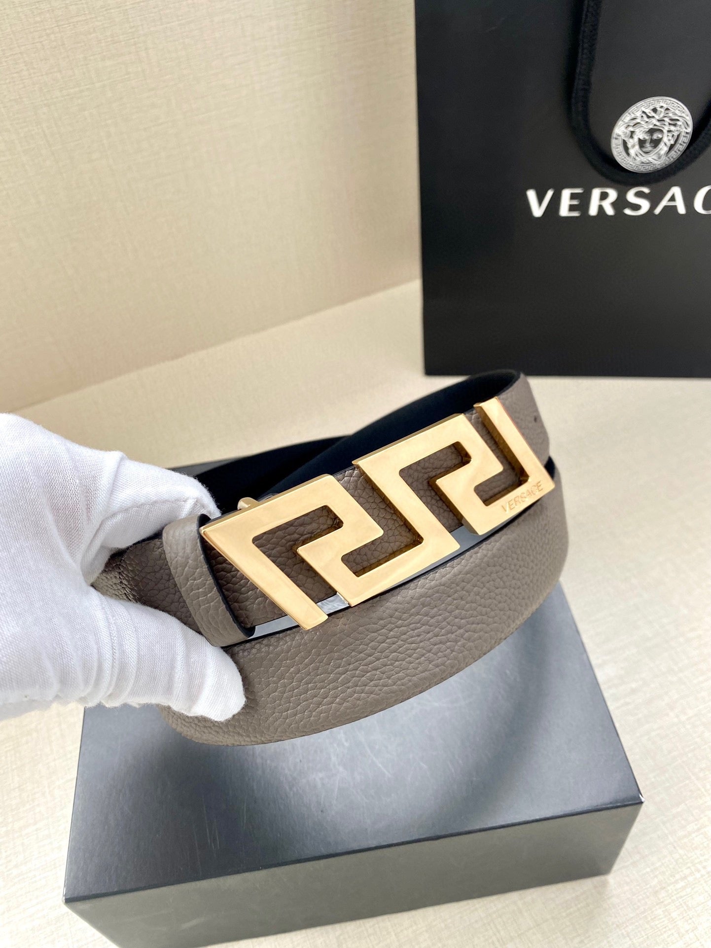 1WV166PDE Stylish High quality belt With full package