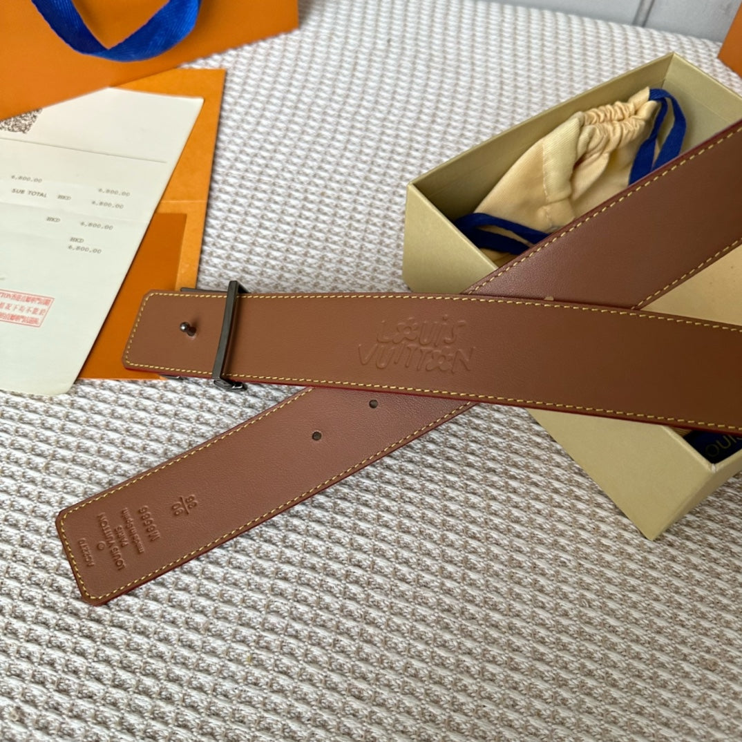 14E45PDE Stylish High quality belt With full package