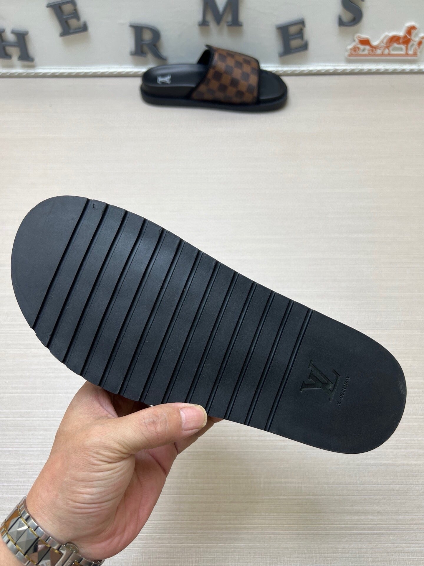 5WE245ZDE Stylish Slippers