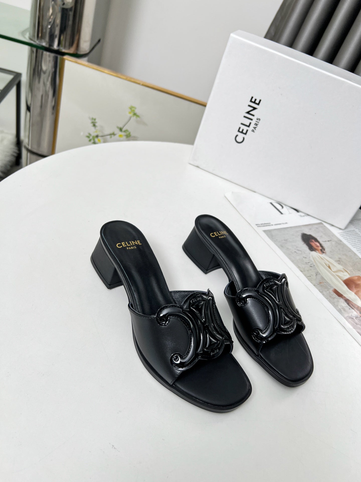 255QA51ZDE Stylish leather shoes