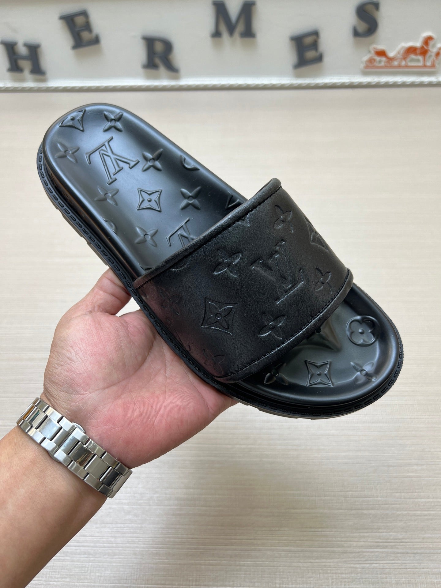 535ZE304ZDE Stylish Slippers