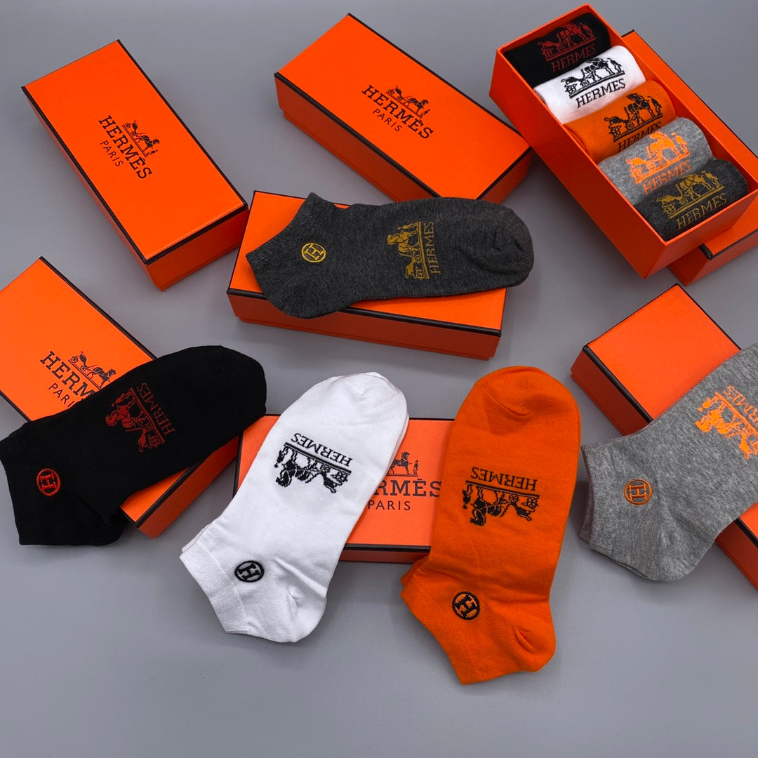 235QH55SDE Stylish socks(5 pairs )