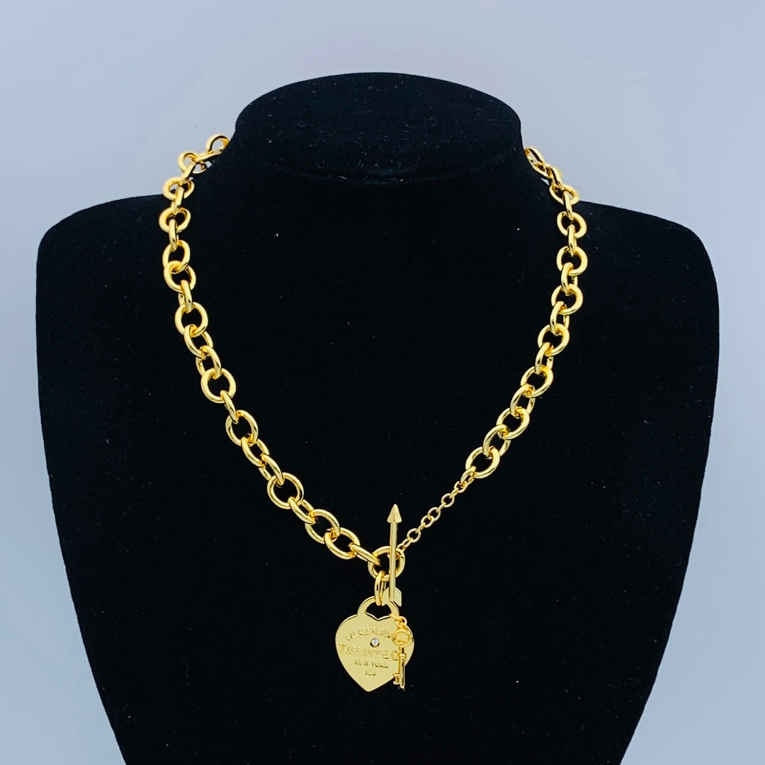 84T26XDE Stylish Bracelets Necklaces
