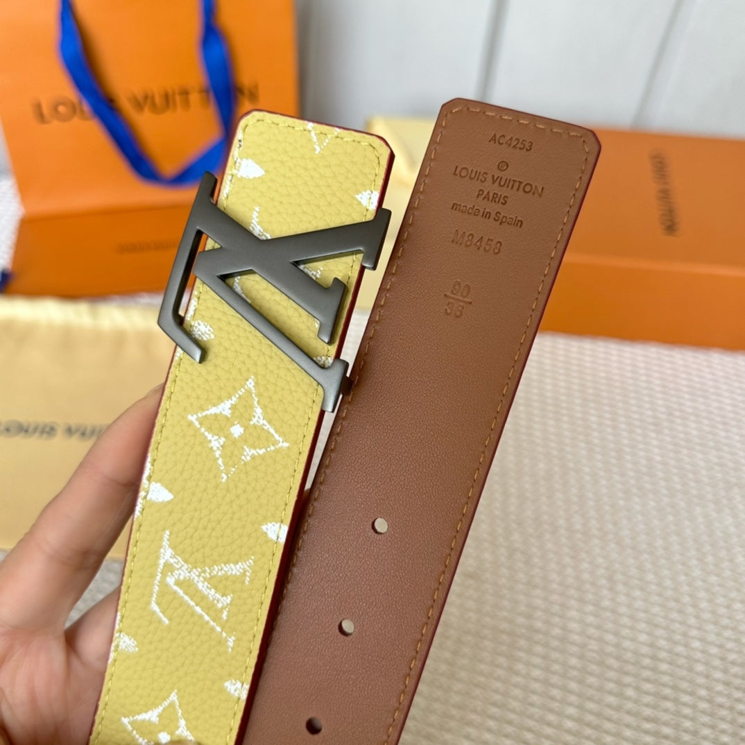 14E131PDE Stylish High quality belt With full package