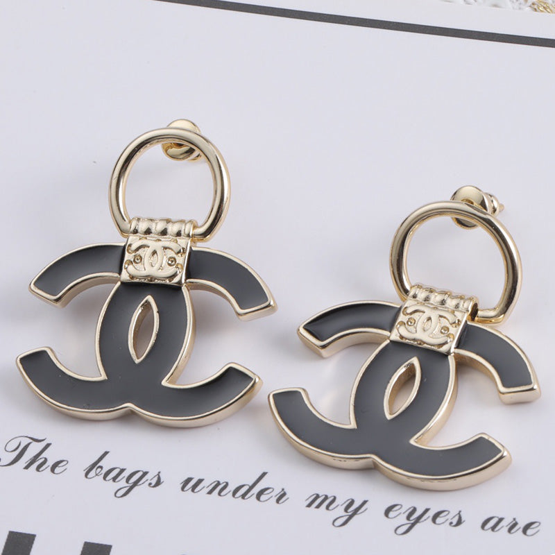1YC5EDE Stylish Earrings