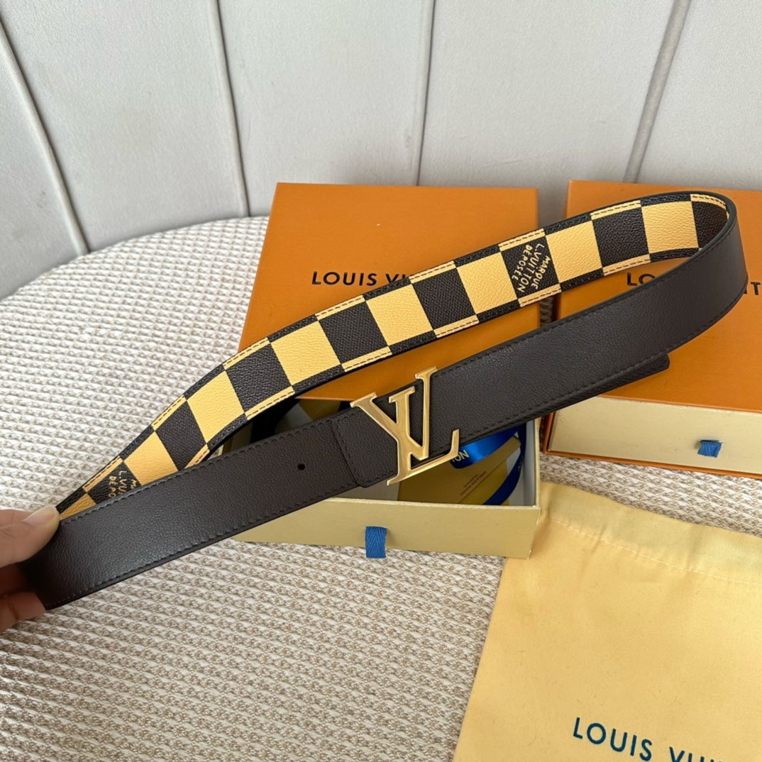 14E149PDE Stylish High quality belt With full package