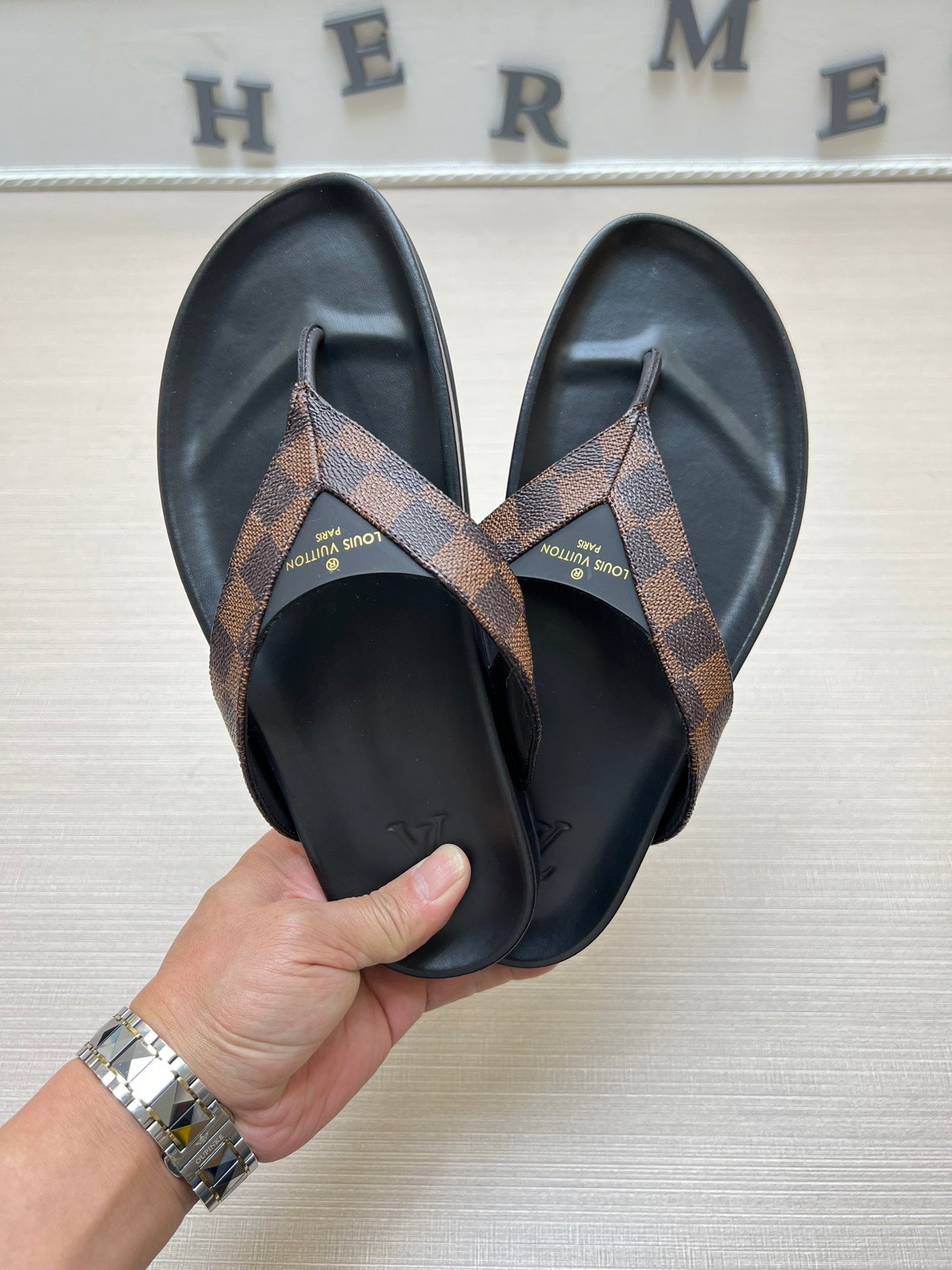 54E85ZDE Stylish slippers