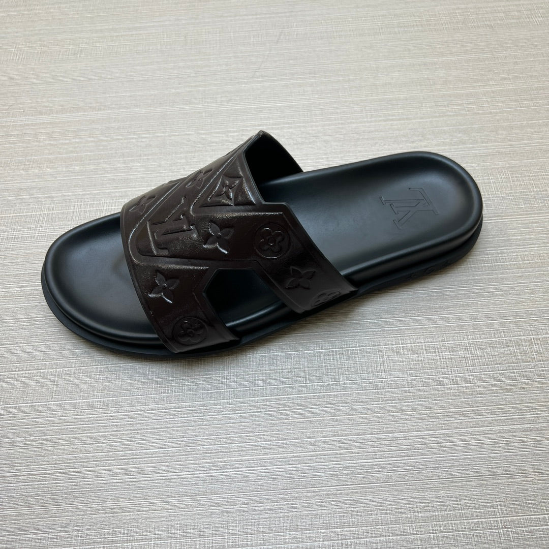 54E67ZDE Stylish slippers