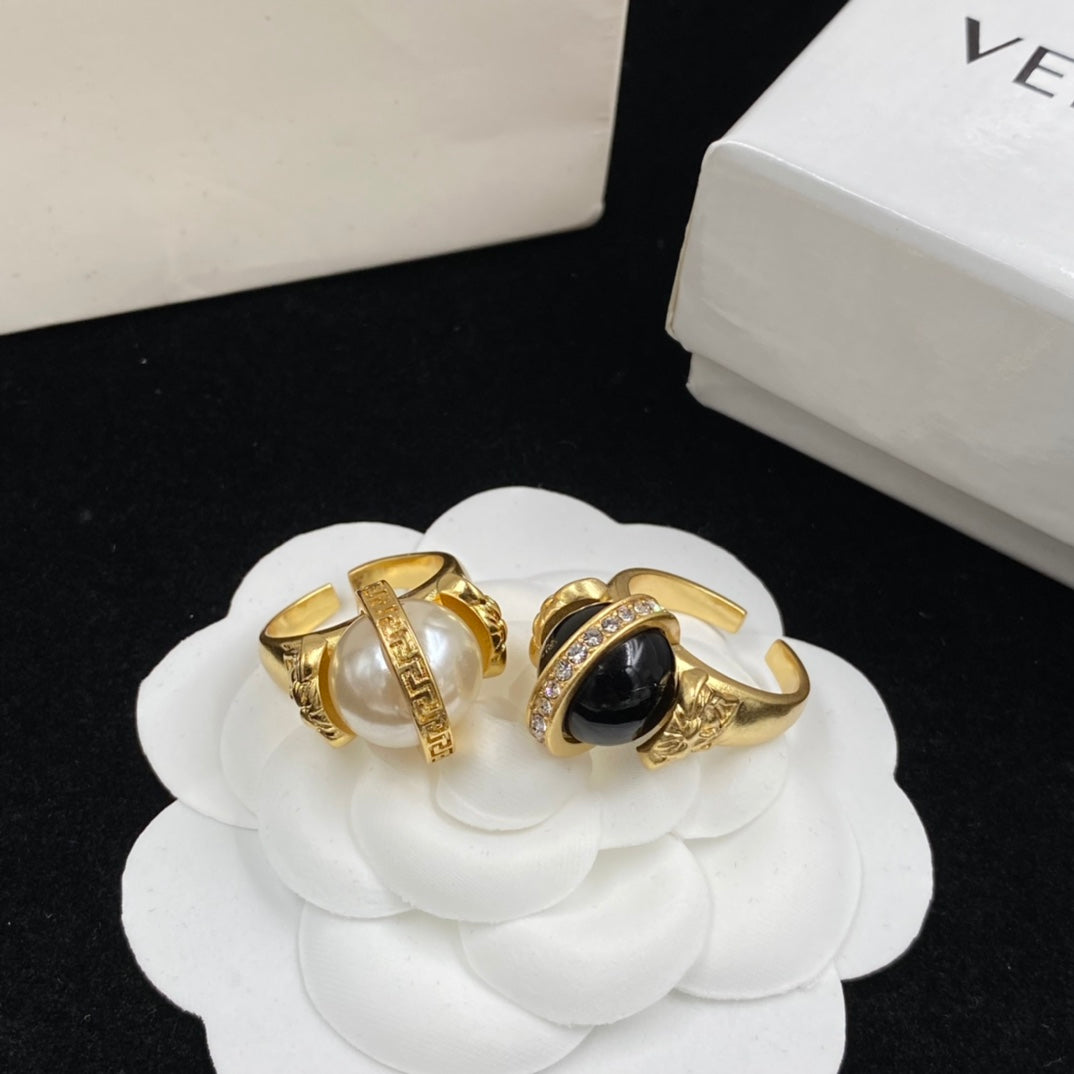 14V178JDE Stylish rings