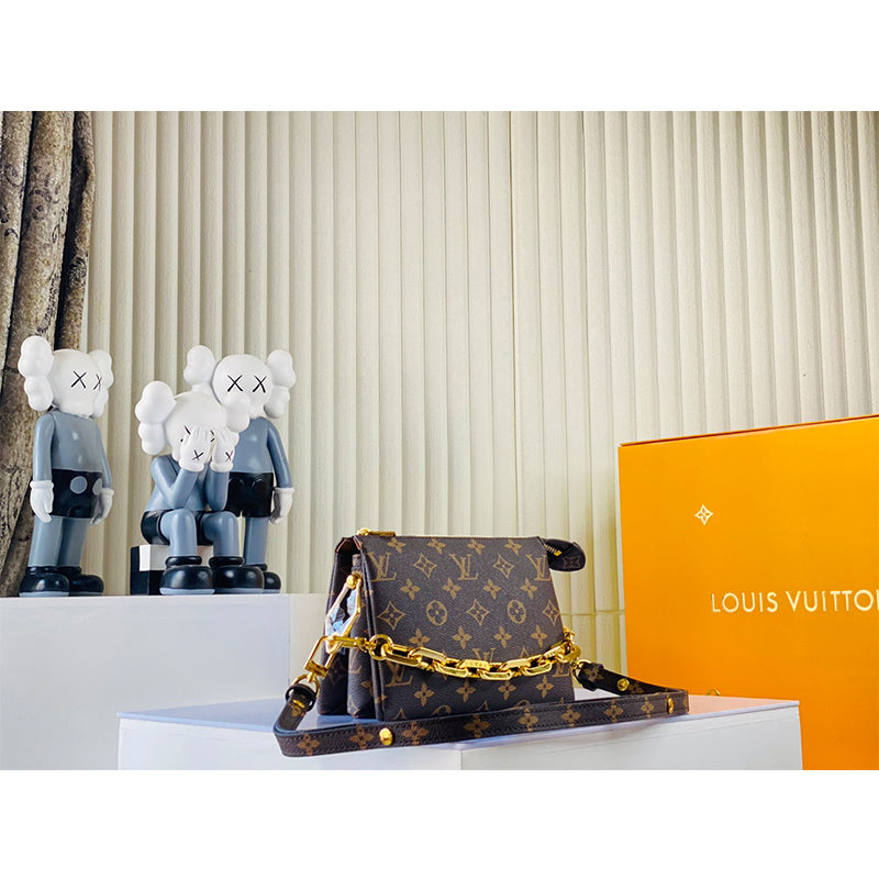 3E160BDE Stylish leather bag