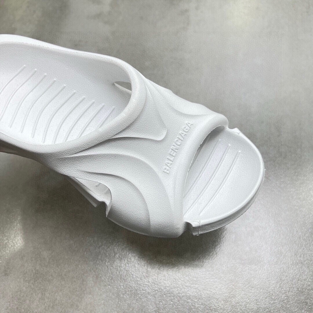 54J40ZDE Stylish slippers