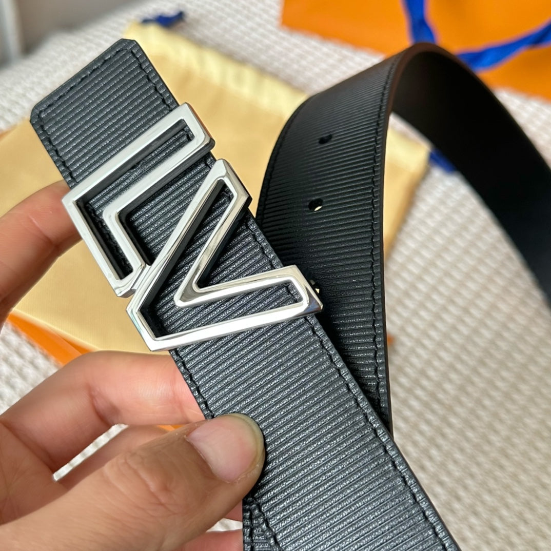 14E143PDE Stylish High quality belt With full package