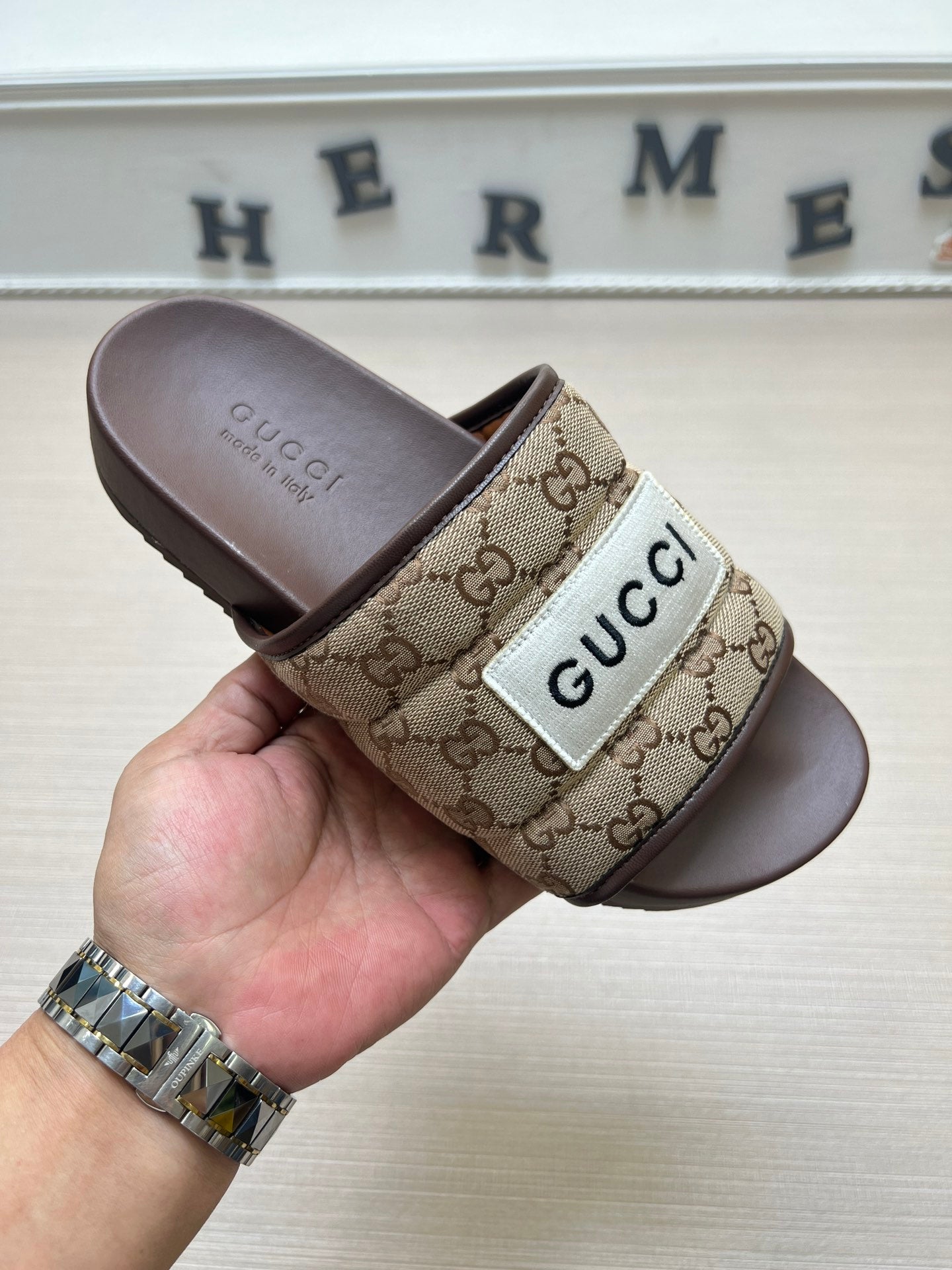 54B49ZDE Stylish slippers