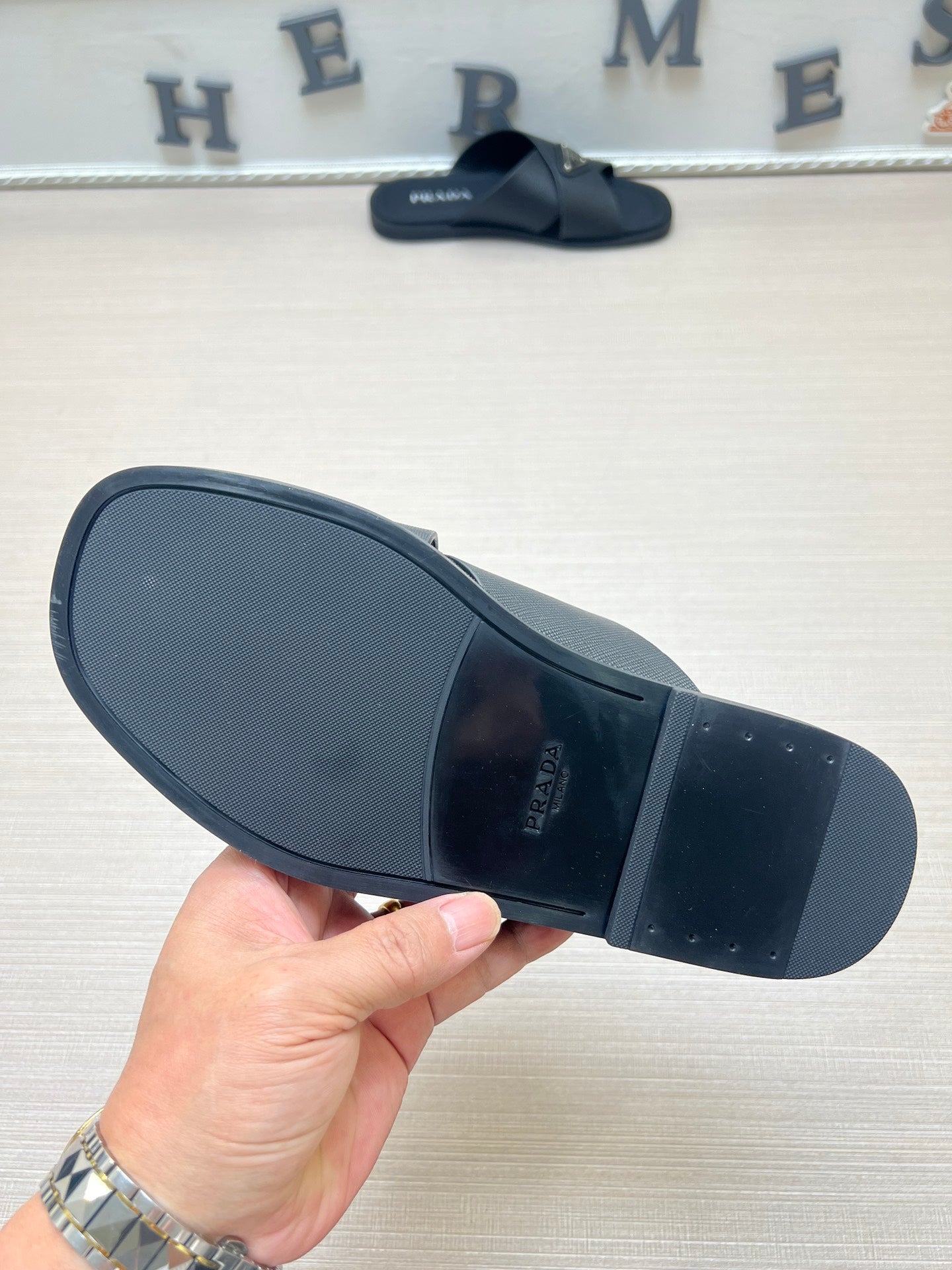 54PD71ZDE Stylish slippers