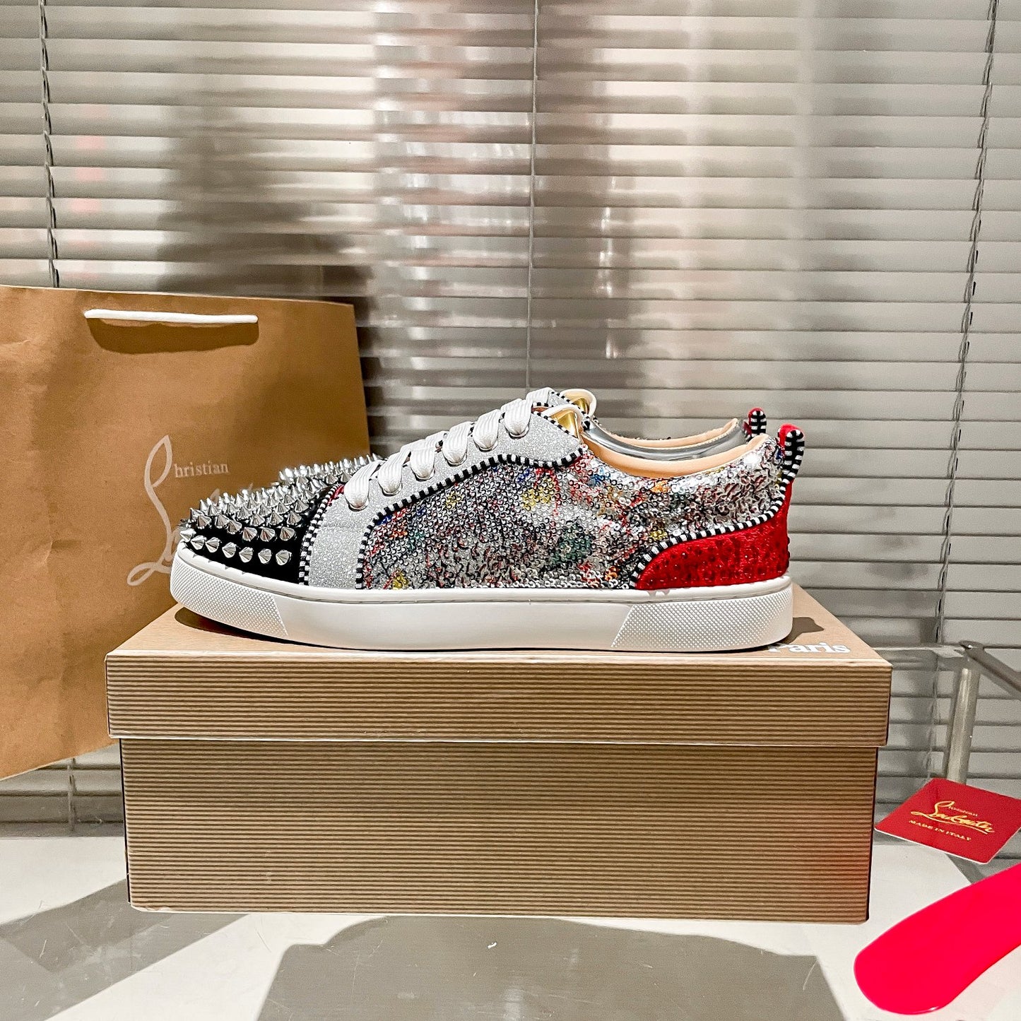 1WA258ZDE Stylish shoes