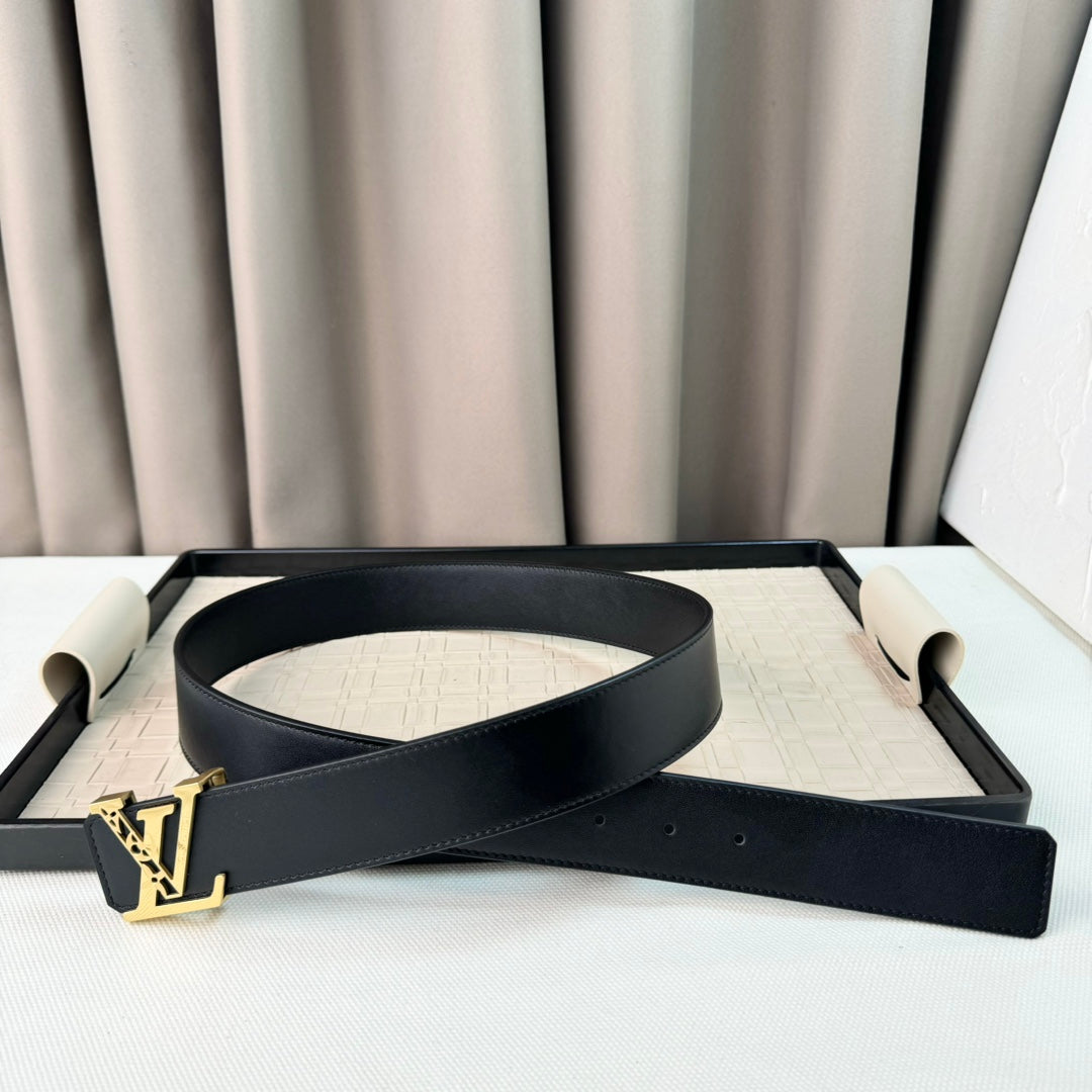 14E26PDE Stylish High quality belt With full package