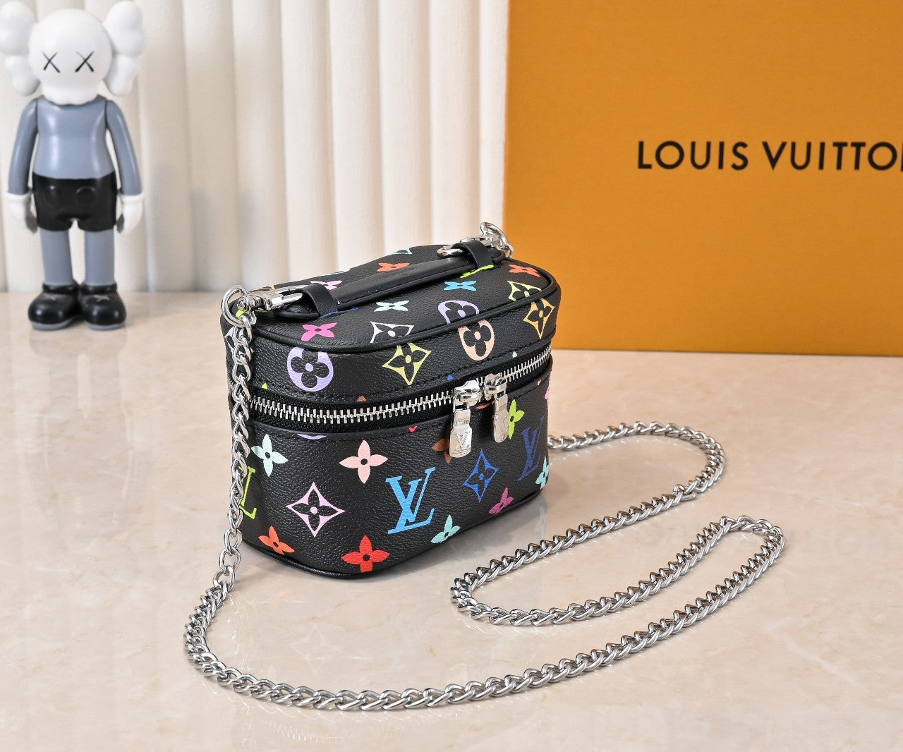 15XE11BDE Stylish leather bag