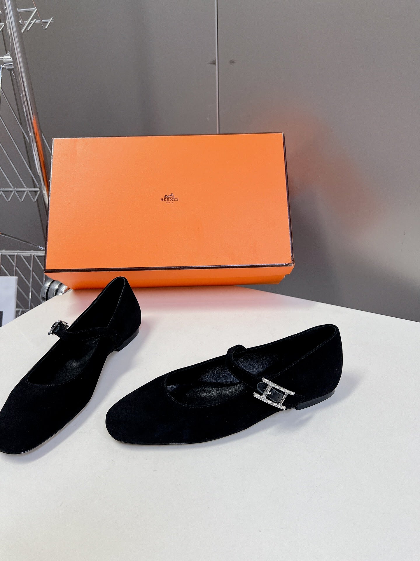 1JE1ZDE Stylish leather boots