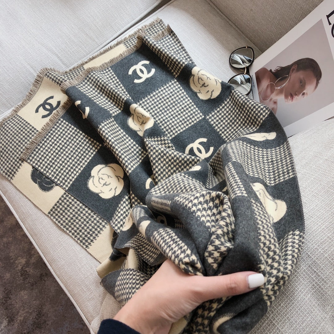 175RC36WDE Stylish Winter Scarves