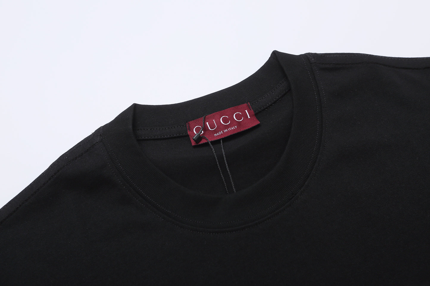 145RB190UDE Stylish T-shirt