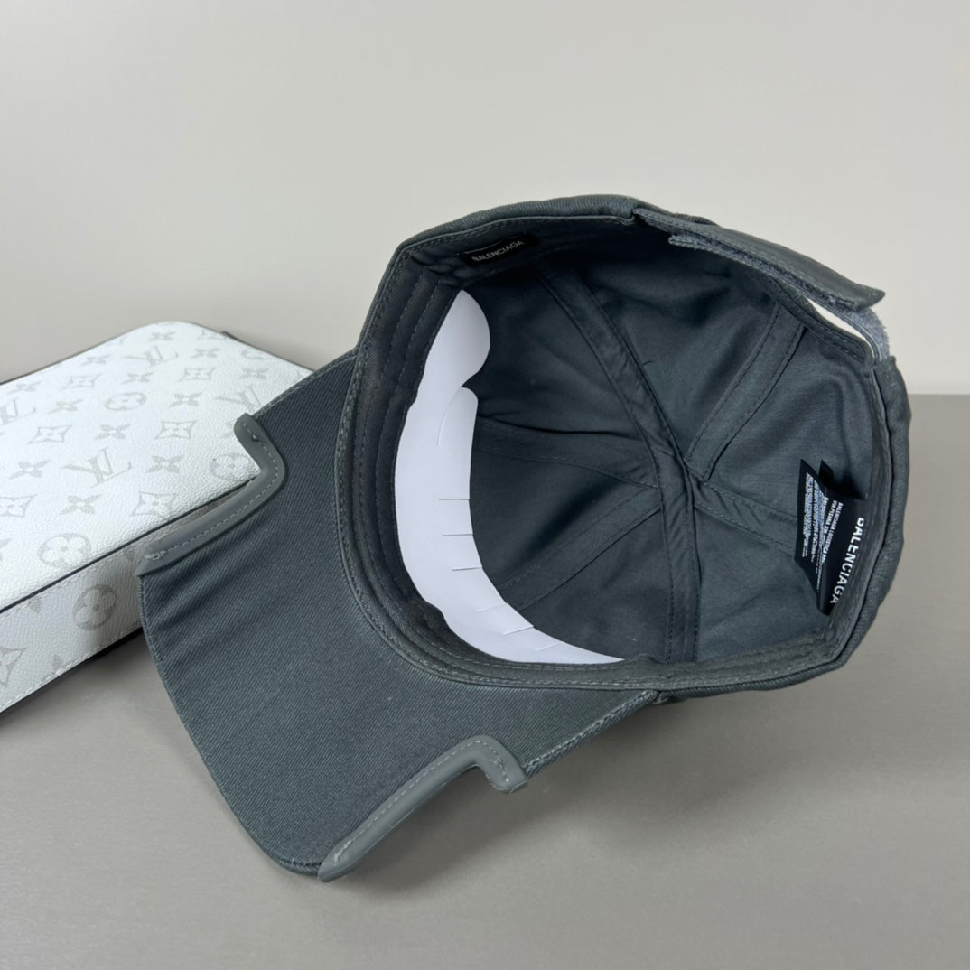 125ZJ525MDE Stylish hats