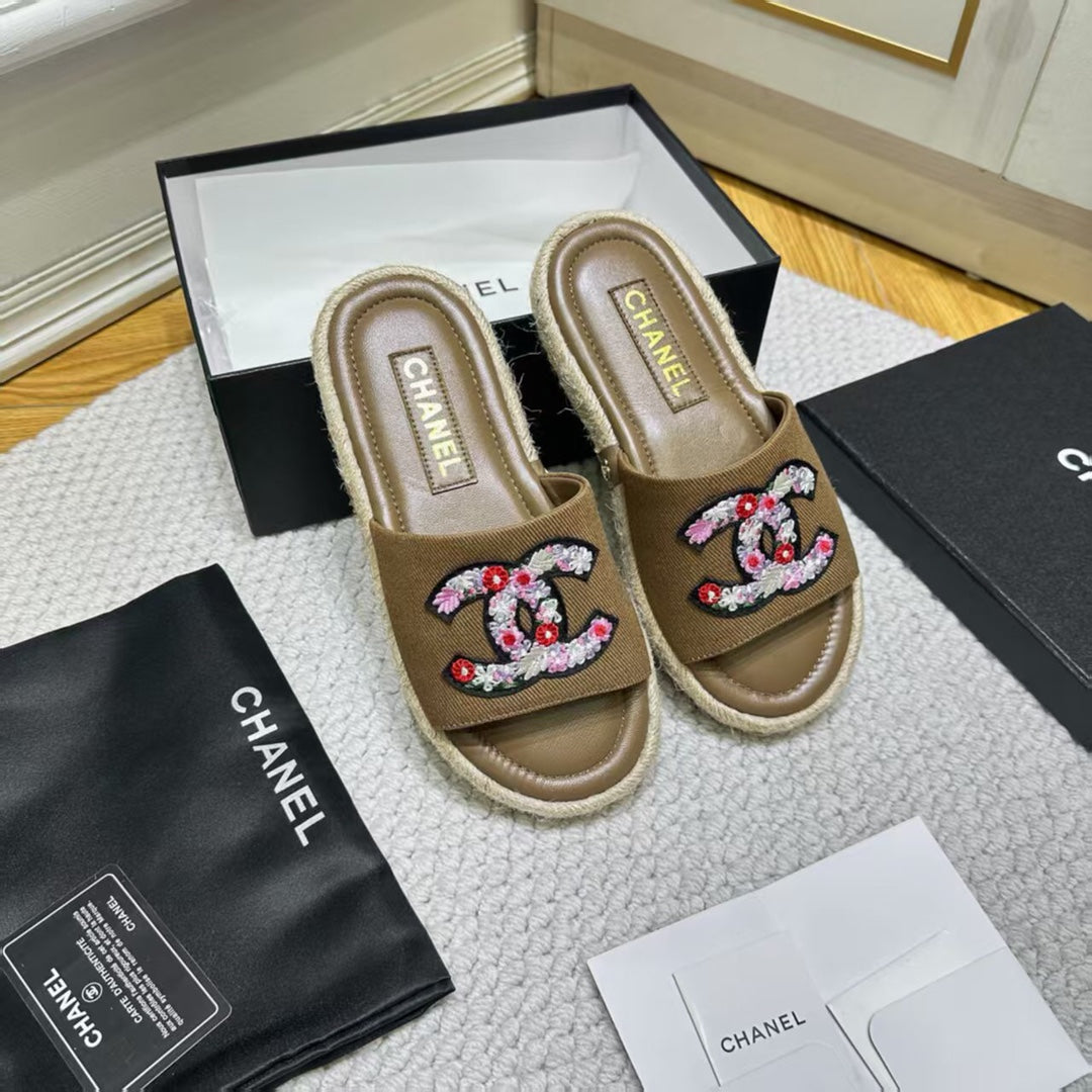 255QC43ZDE Stylish leather shoes
