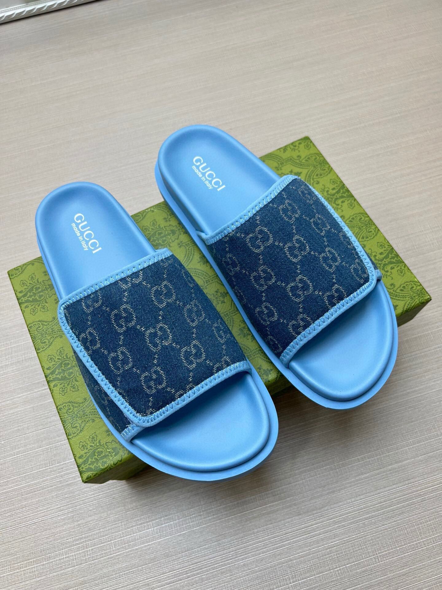 5LB231ZDE Stylish Slippers