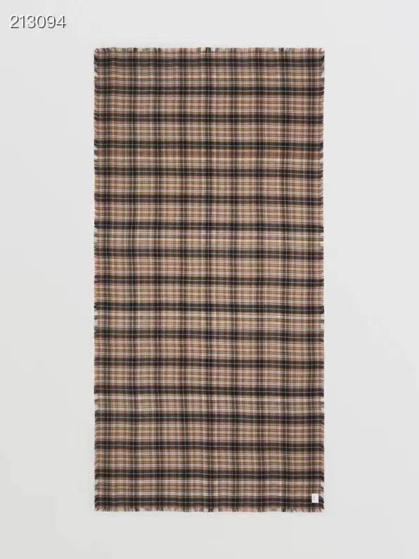 175RR9WDE Stylish Winter Scarves