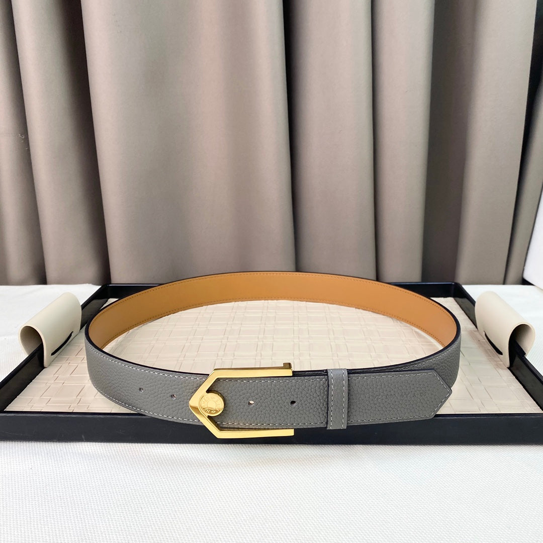 14H107PDE Stylish High quality belt With full package