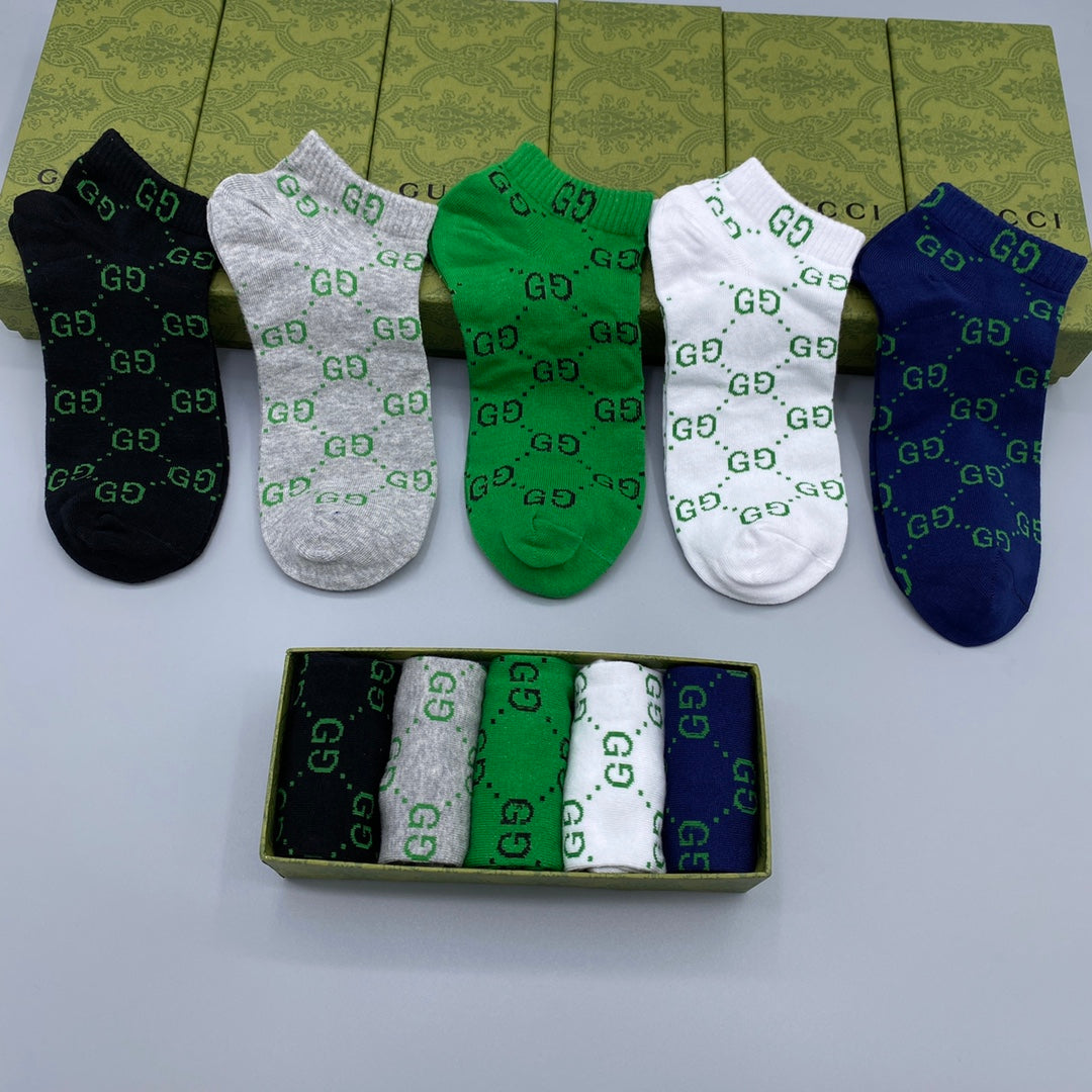 235QB56SDE Stylish socks(5 pairs )