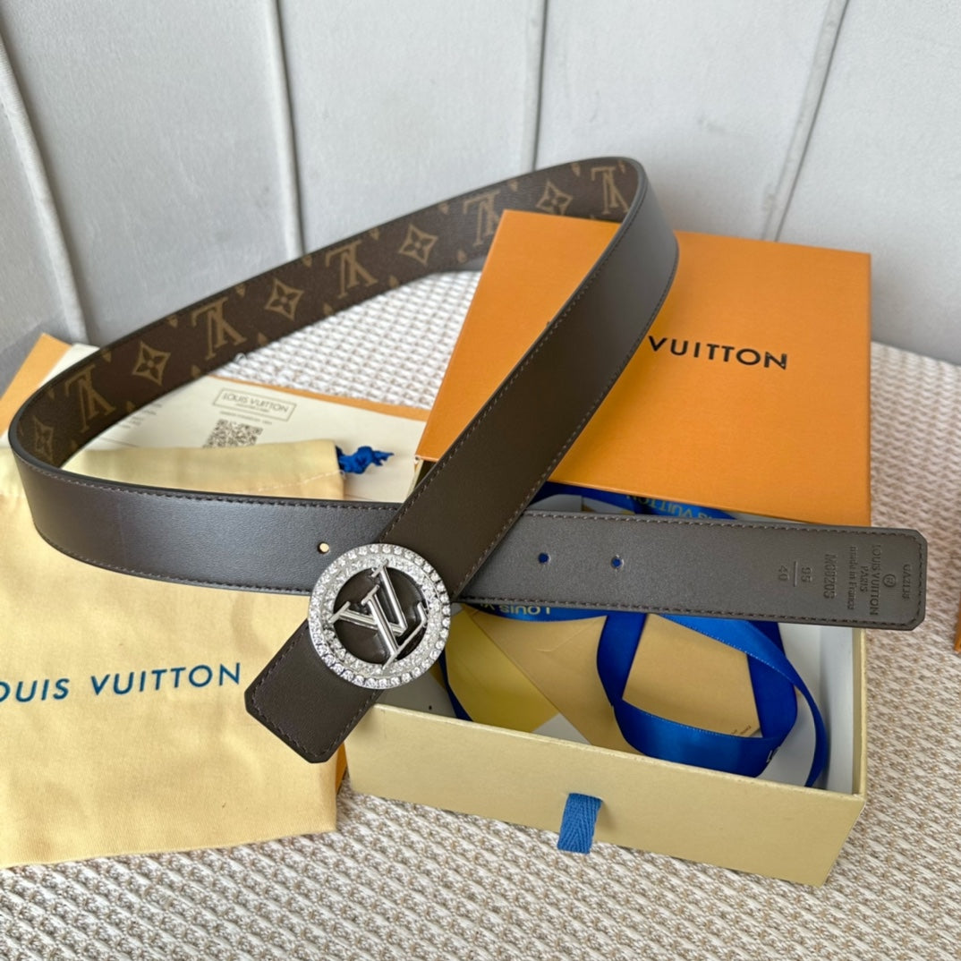 14E128PDE Stylish High quality belt With full package