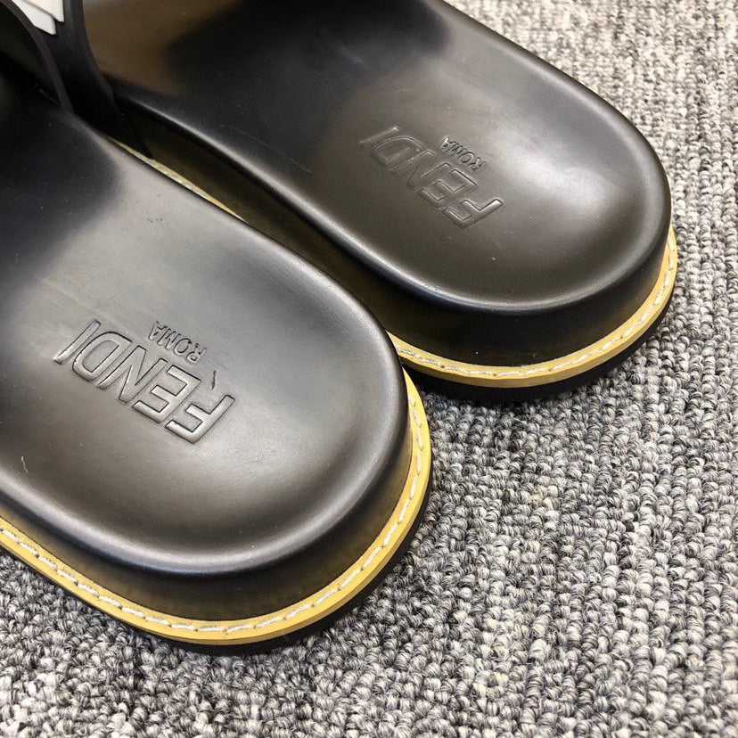 5XF106ZDE Stylish Slippers