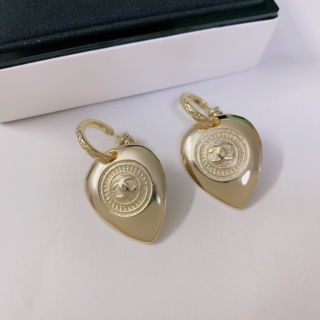 1YC305EDE Stylish Earrings