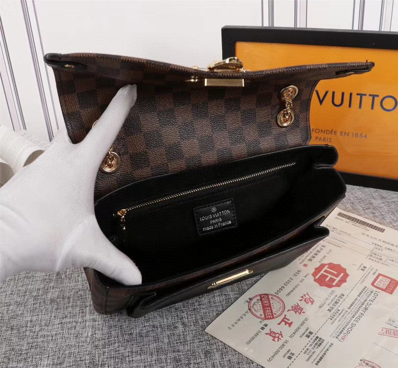 2XE52BDE Stylish leather bag