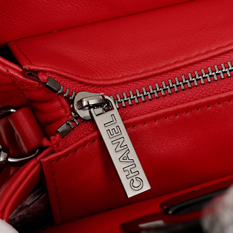 1C06BDE Stylish leather bag