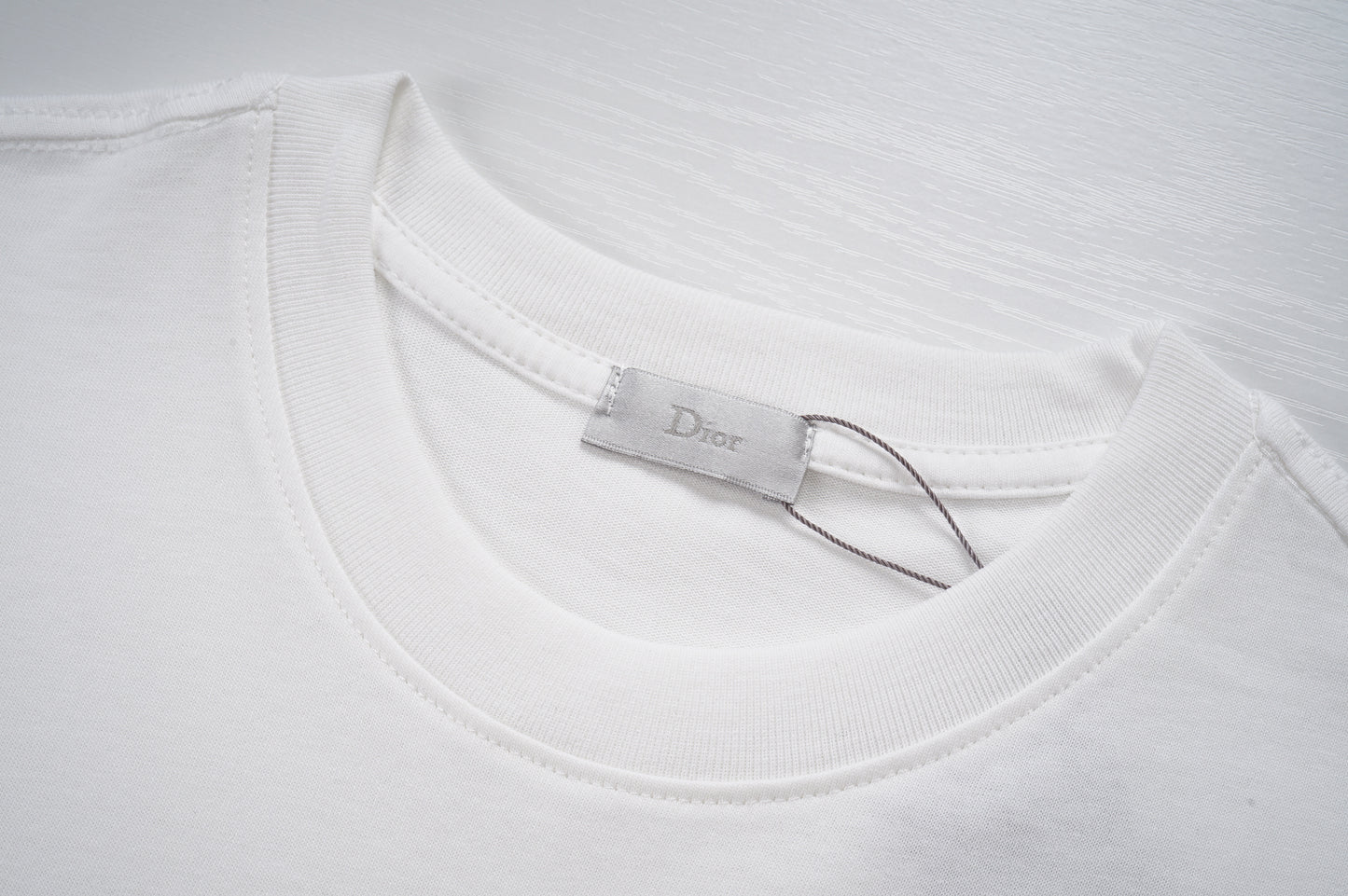 125WD37UDE Stylish T-shirts