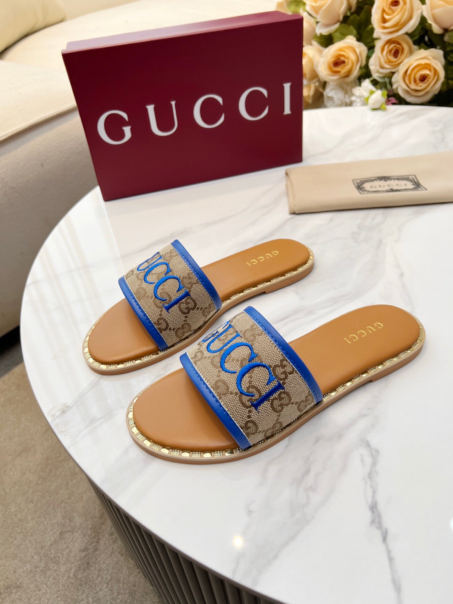 255QB29ZDE Stylish leather Slippers