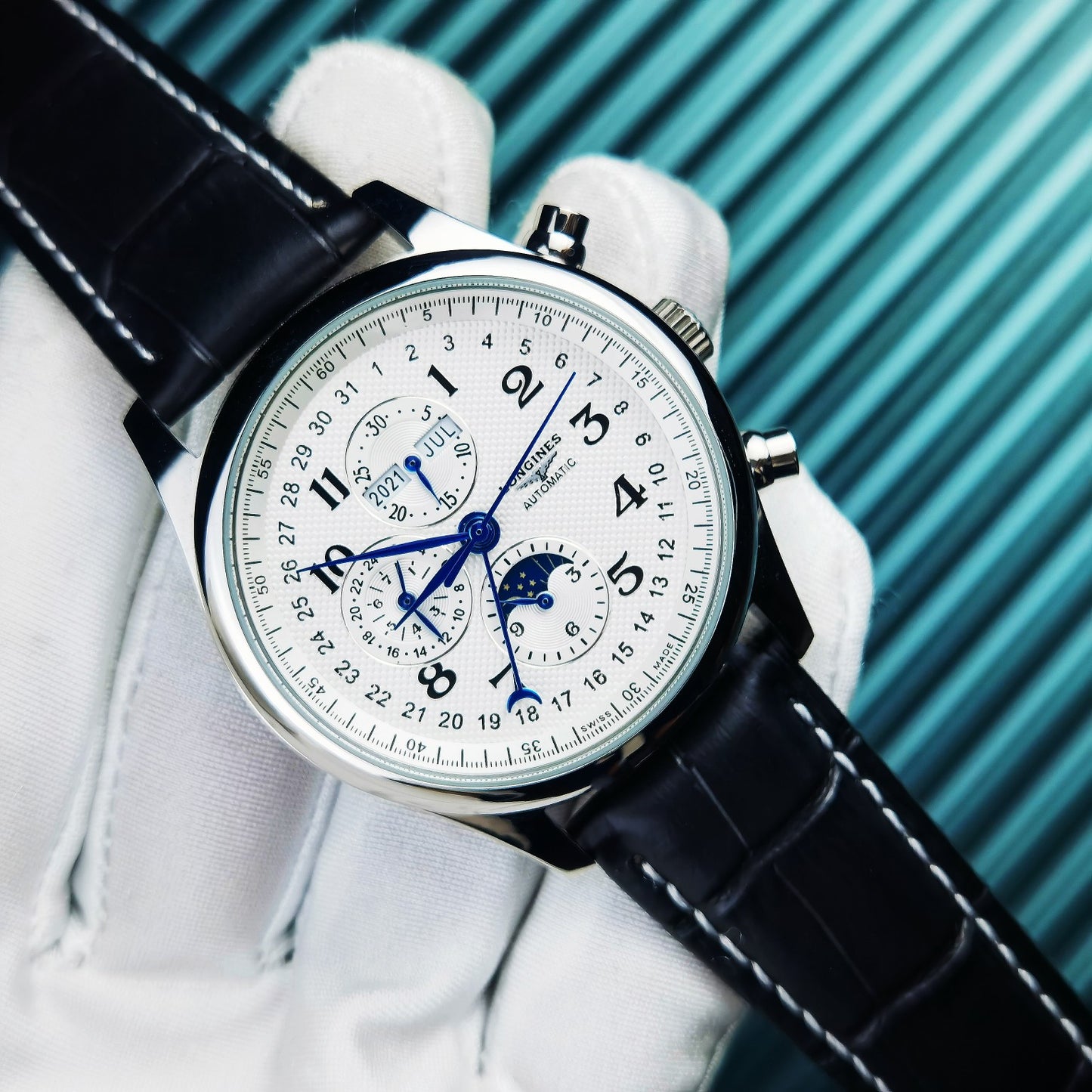 255RA42LDE Stylish Watches