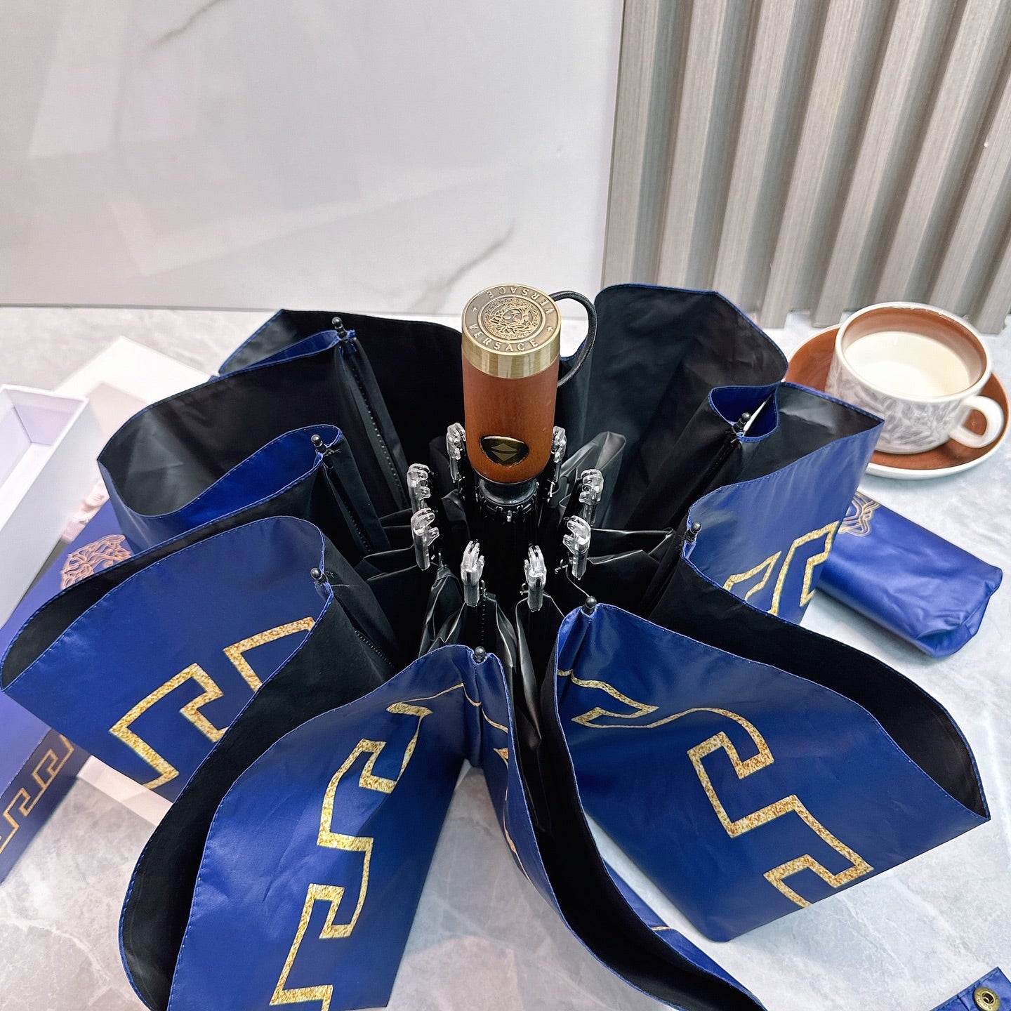 15RV110SDE Stylish UV resistant umbrella