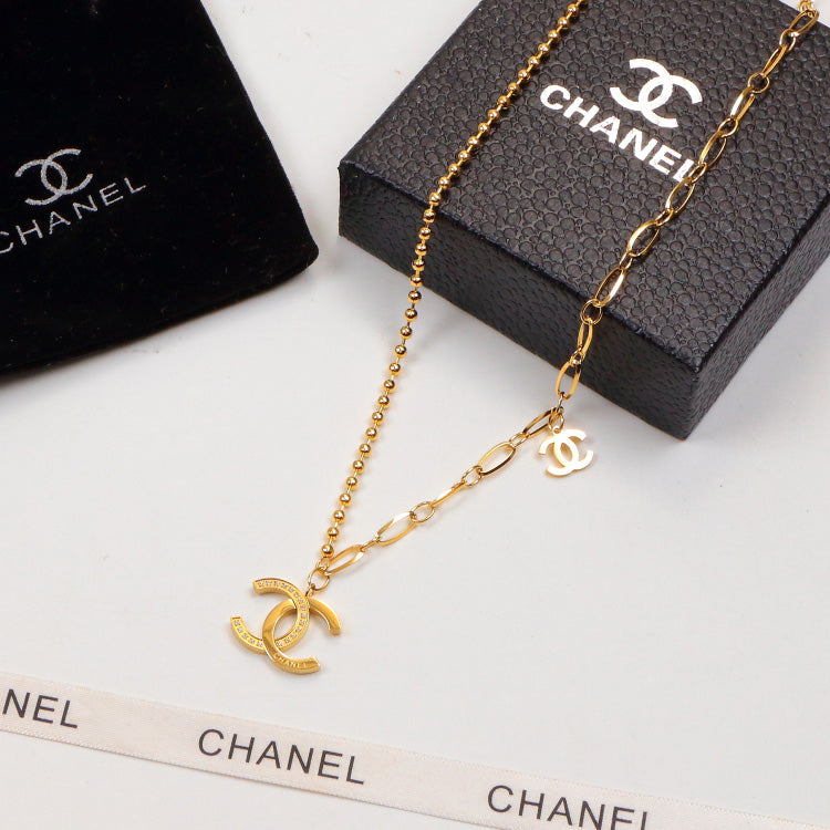 2C11XDE Stylish Necklaces