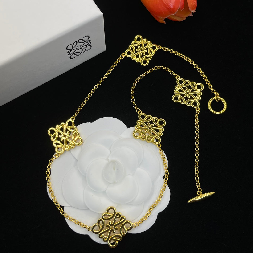 14A756KDE Stylish Earrings Bracelets Necklaces